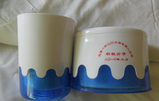 創(chuàng)意組合牙刷架 小商品中的大智慧，衛(wèi)浴間里的美學(xué)革命